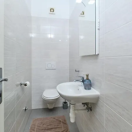 Apartman Divna *